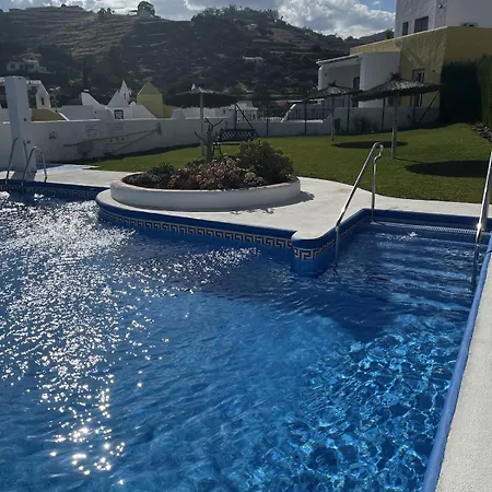 Punta Lara, * Nerja